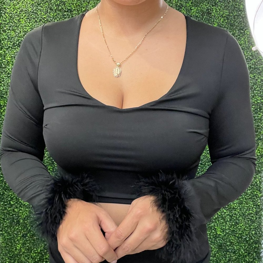 Fashion Nova Black Fuzzy Longsleeve